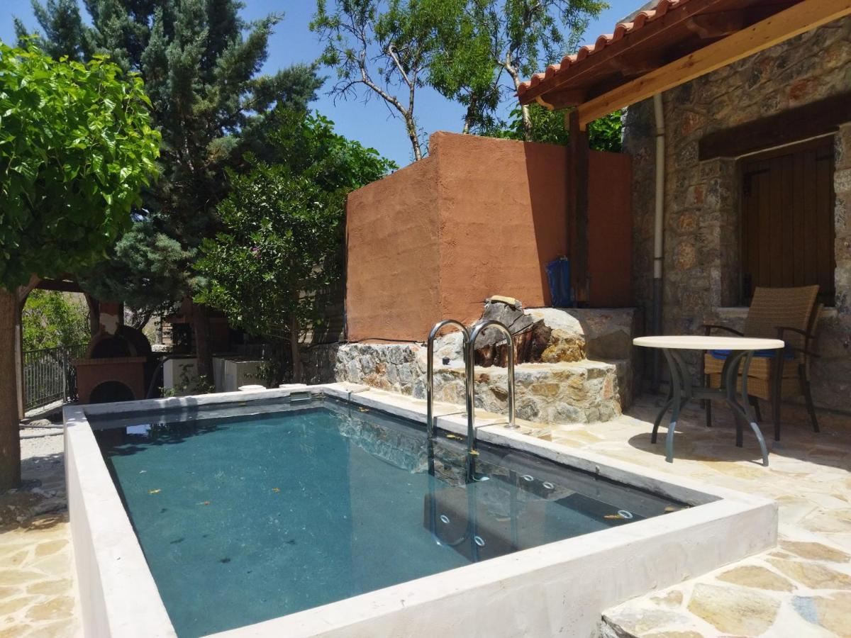 Apirathes Residence Zourva Екстер'єр фото