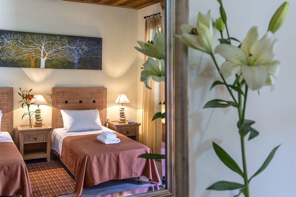 Apirathes Residence Zourva Екстер'єр фото