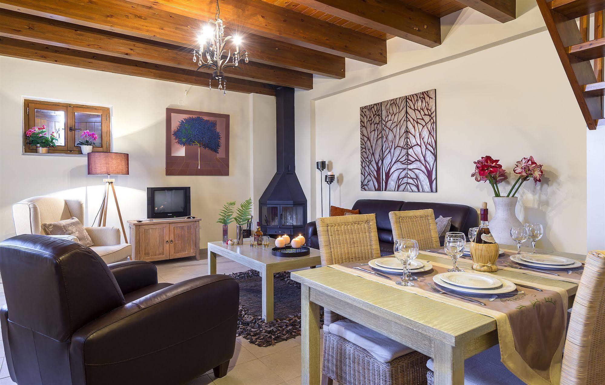 Apirathes Residence Zourva Екстер'єр фото