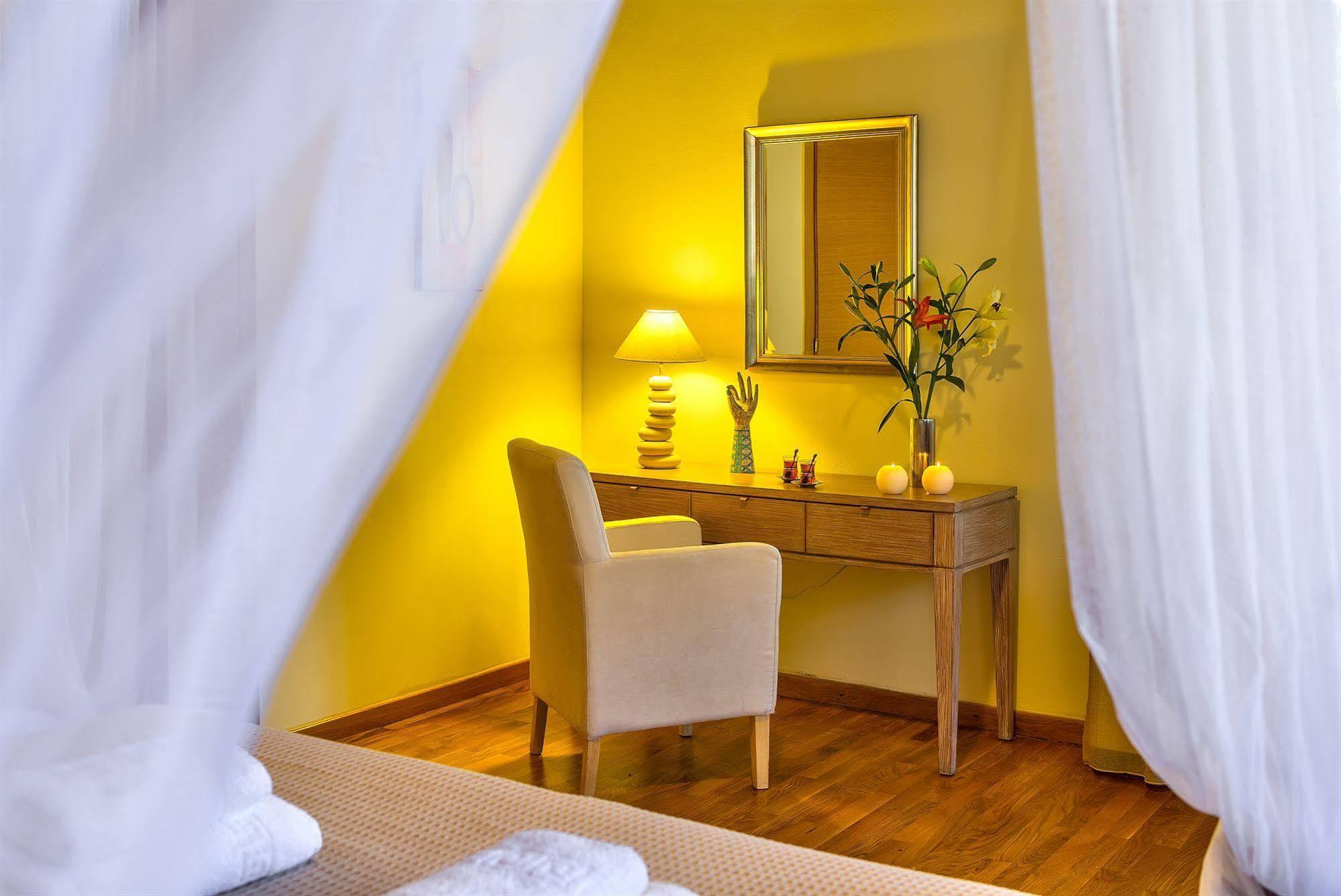 Apirathes Residence Zourva Екстер'єр фото