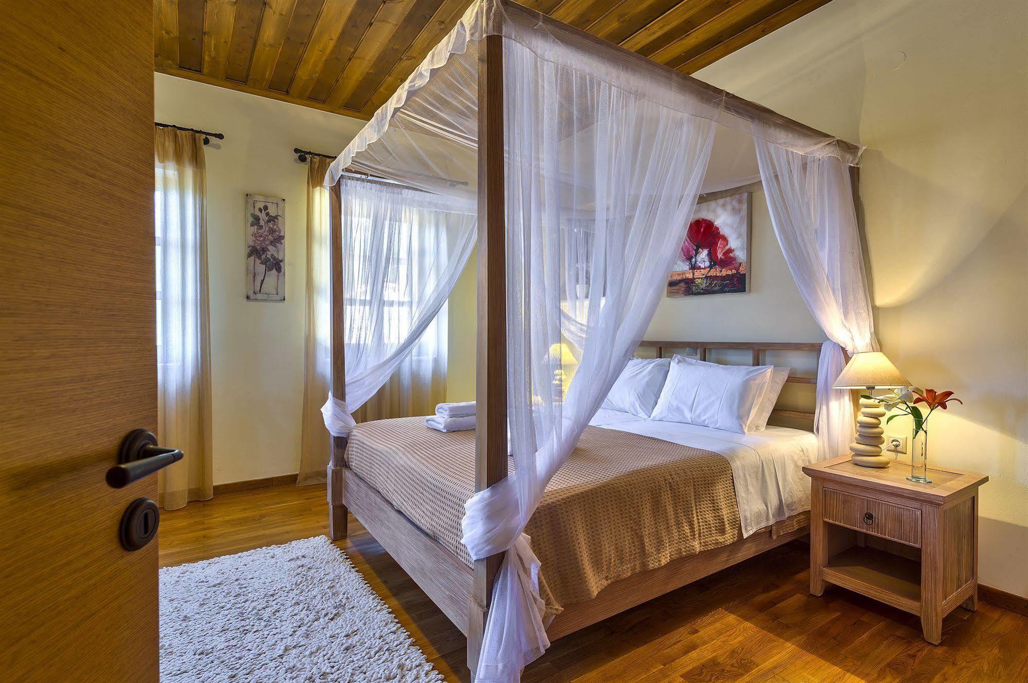 Apirathes Residence Zourva Екстер'єр фото