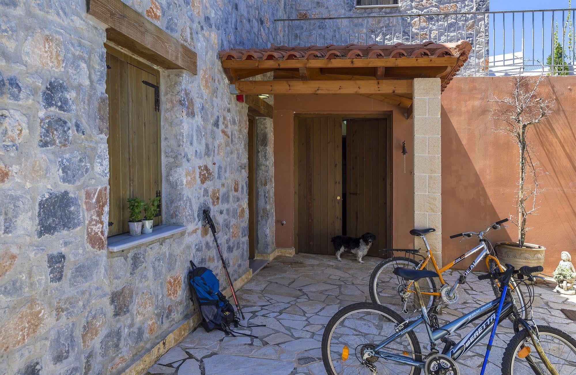 Apirathes Residence Zourva Екстер'єр фото