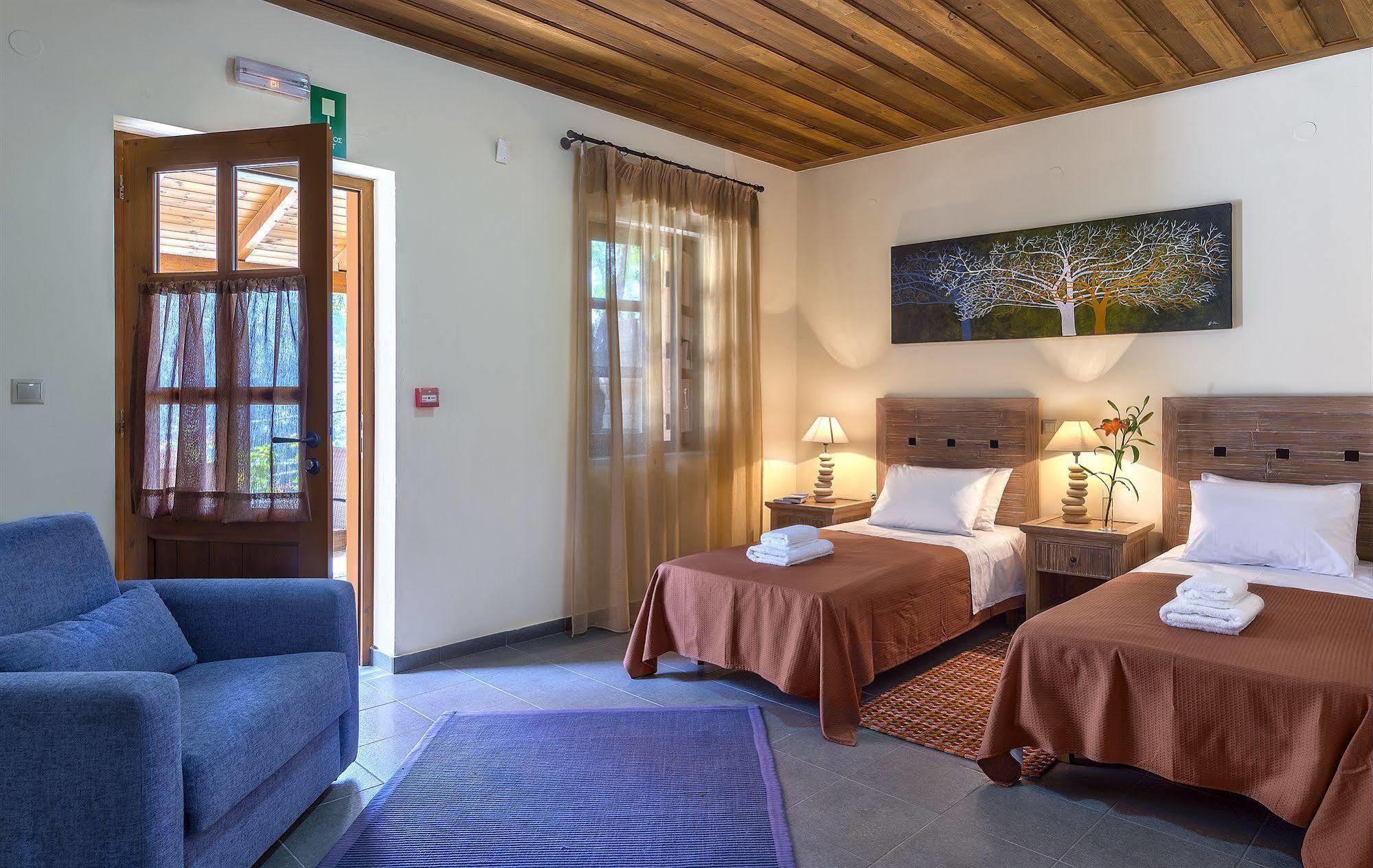 Apirathes Residence Zourva Екстер'єр фото